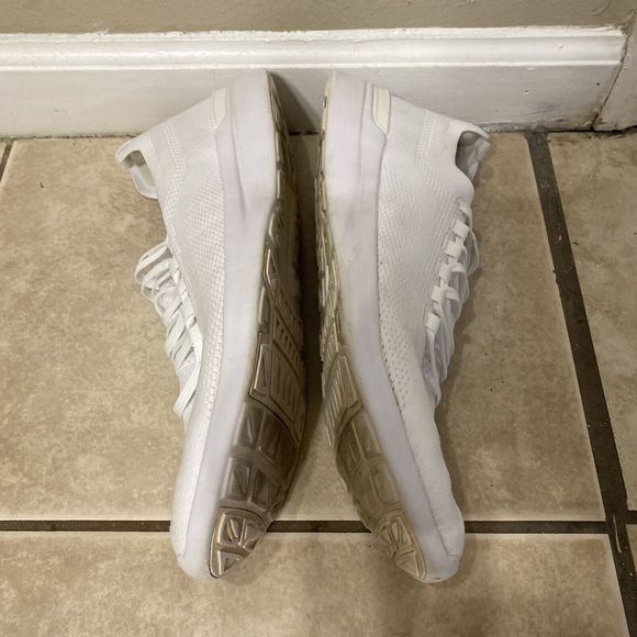 CLEAN APL Techloom Breeze Mens 13 White Lace Up Running Athletic Shoes Sneaker - Picture 8 of 9